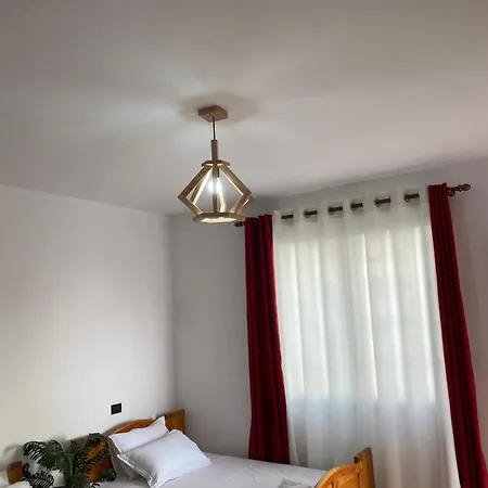 Apartment Zzzzzzzzzz Tirana